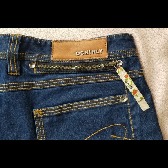 Ochirly Jean Shorts - Picture 4 of 9